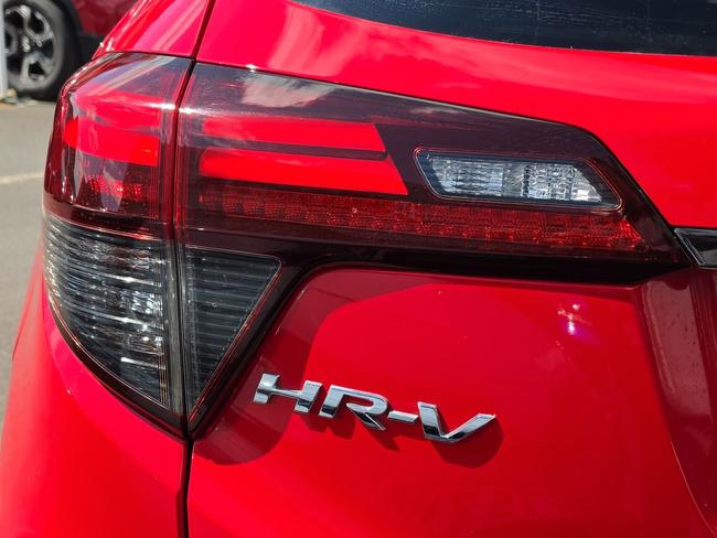 Honda HR-V Photo 85850d90-d0e3-4fd7-b361-d0a96c83a121.jpg