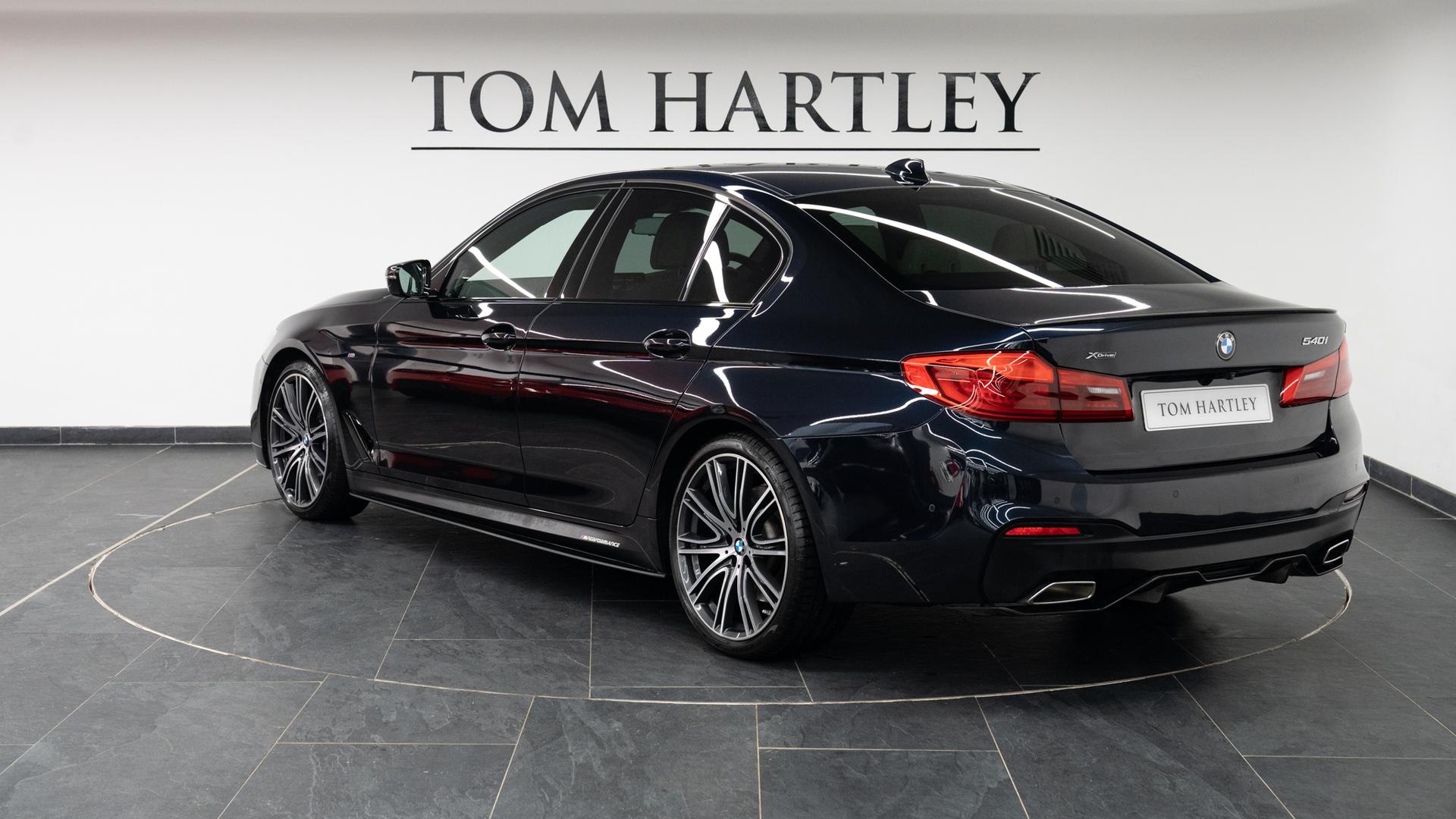 BMW 5 SERIES Photo 85924ff3-f727-4cd1-89fe-80f9e7166974.jpg