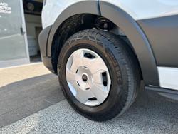 Ford Transit Trend Photo 15