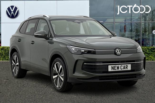 VOLKSWAGEN  Tiguan  Photo 1