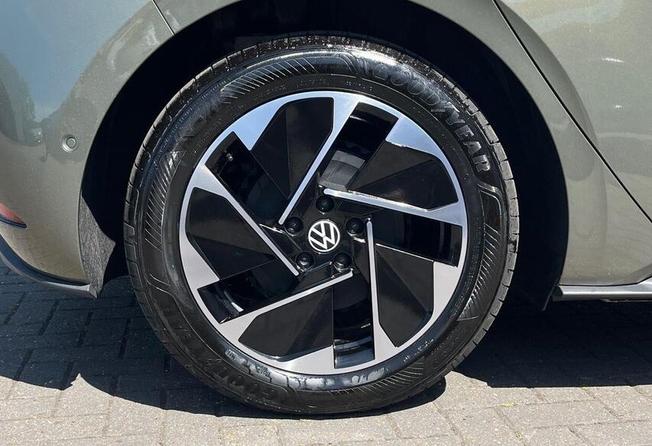 Volkswagen ID.3 Photo 5