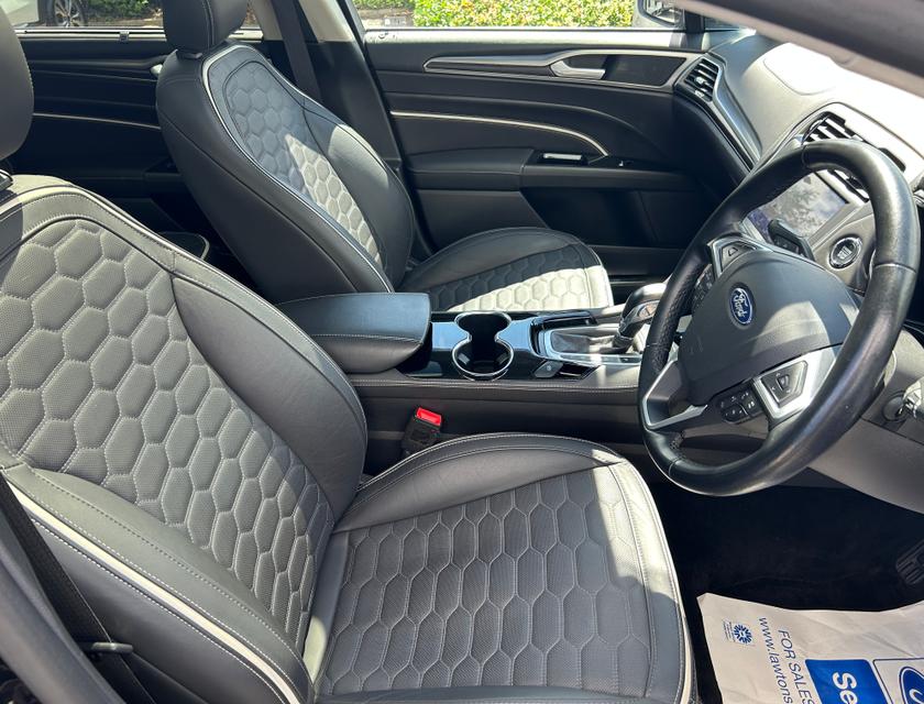 Ford Mondeo Photo 859ebcfa-e949-43cf-a7a7-c4db942b38e7.jpg