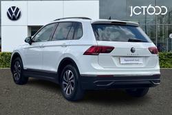 VOLKSWAGEN Tiguan Photo 2
