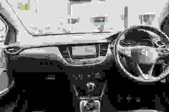 Vauxhall CROSSLAND X Photo 85aa822e-9705-4beb-abe5-533738919c2d.jpg