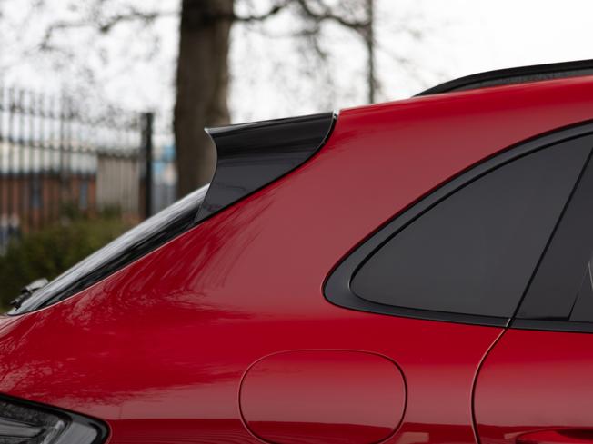 PORSCHE Macan Photo 32