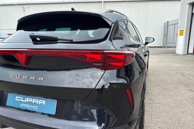 CUPRA Formentor Photo 18