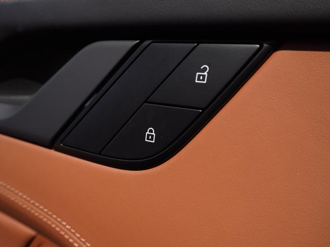 PORSCHE 911 Photo 44