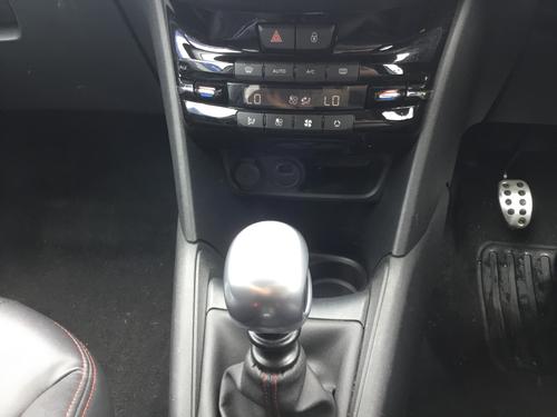 Peugeot 208 Photo 85bbb7b5-e31a-49da-a903-24a938772a7f.JPG