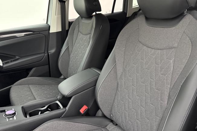 VOLKSWAGEN  Tiguan  Photo 32