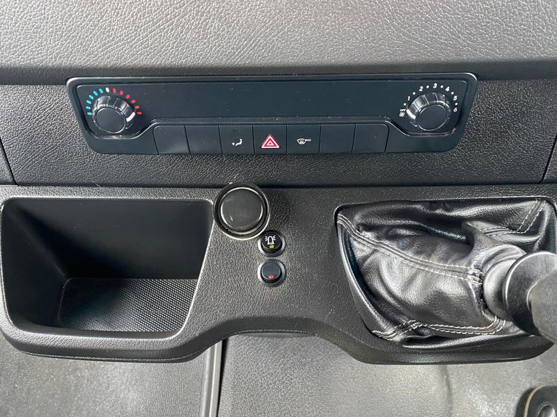 Mercedes-Benz Sprinter Photo 85d4dab9-bfcd-4eb1-a406-8f272f099845.jpg