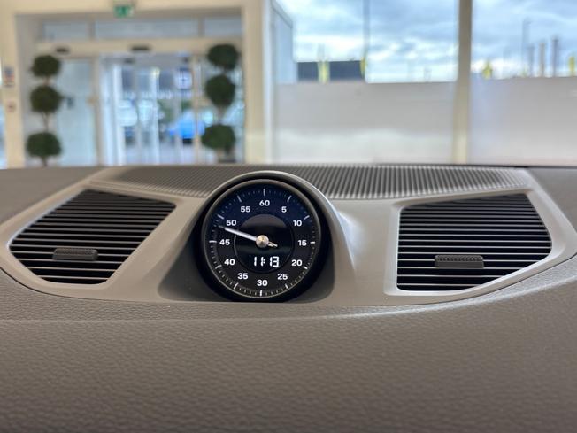 PORSCHE Cayenne Photo 18