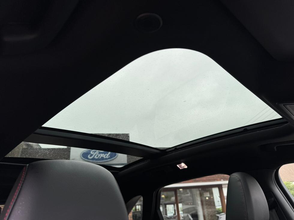 Ford Kuga Photo 85e3b178-58d6-4598-a86e-e026fc2c58dd.JPEG