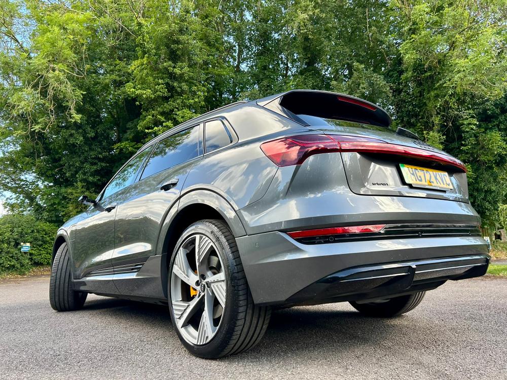 Used Audi e-tron HG72KVC 17