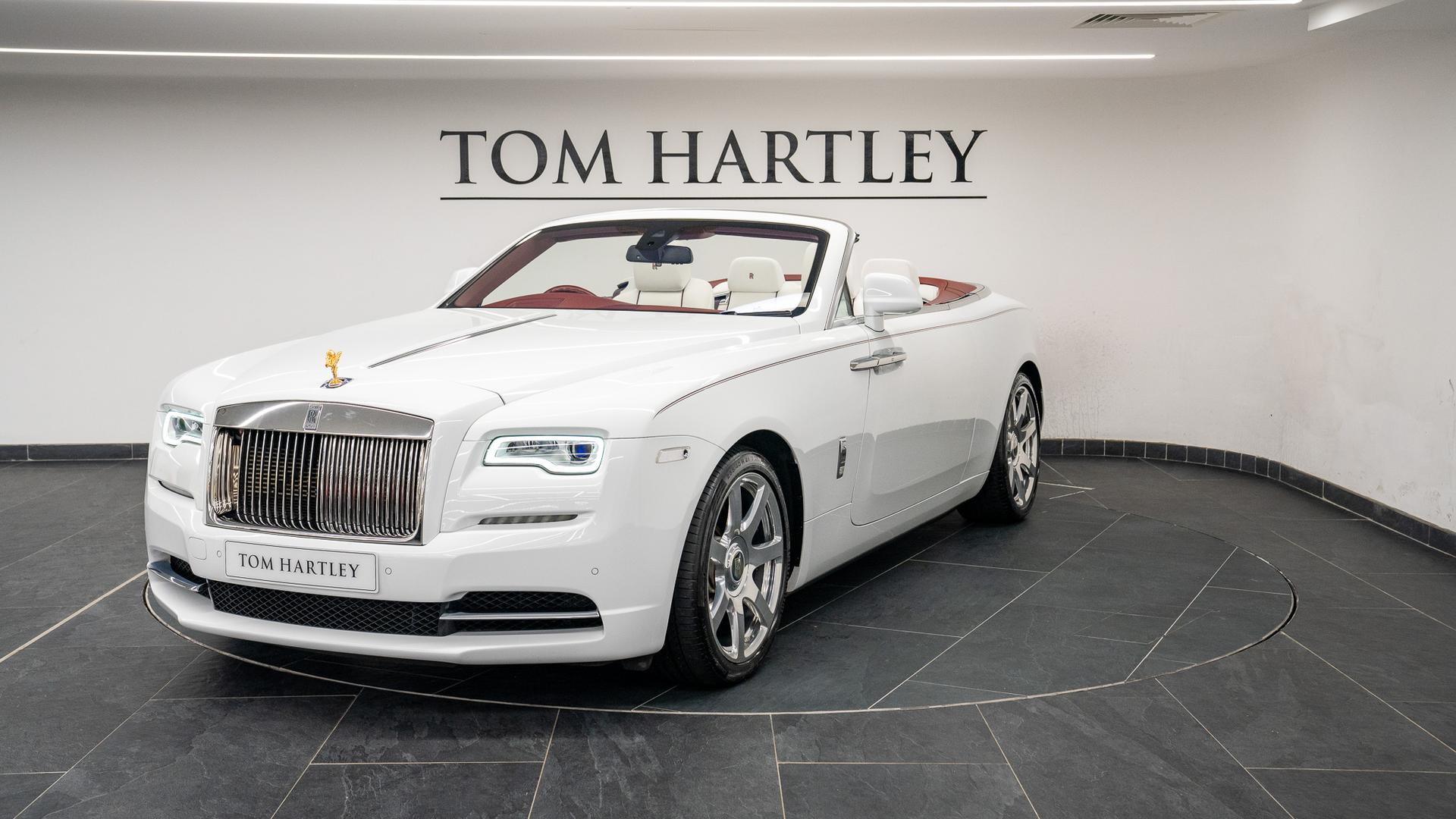 Rolls-Royce Dawn Photo 85fe2632-72cf-41cc-828d-d47d3b351d8a.jpg