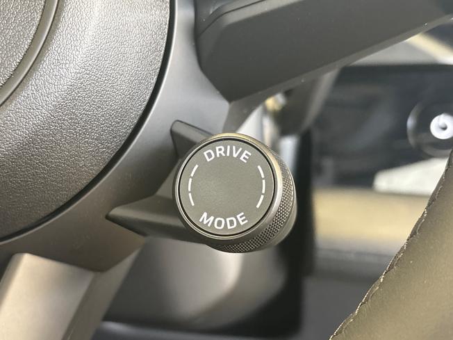 PORSCHE Taycan Photo 38