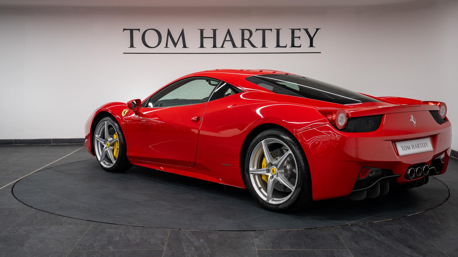 Ferrari 458 Photo 861cd89b-fd0a-40d1-9281-057edddf0a2f.jpg