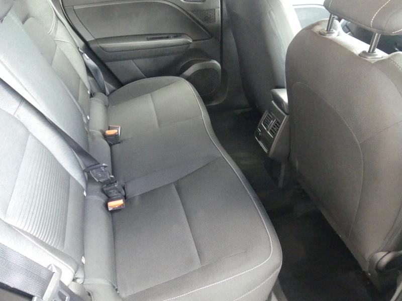 Renault Captur Photo 86299702-1fa2-4e85-8481-7eecdf3343bd.jpg