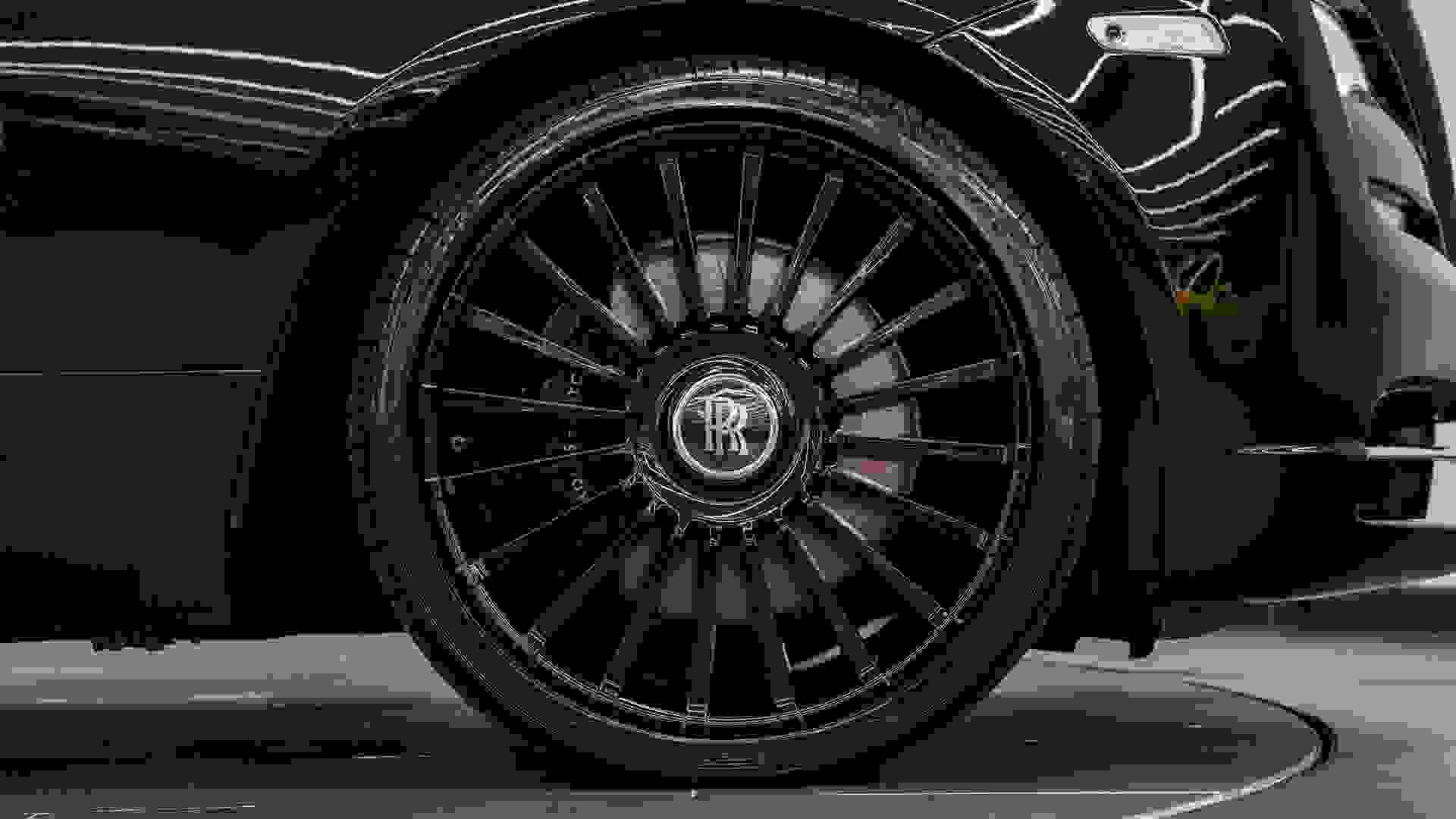 Rolls-Royce Wraith Photo 8631ee3b-c2ee-403f-b693-76f3e74f5e39.jpg