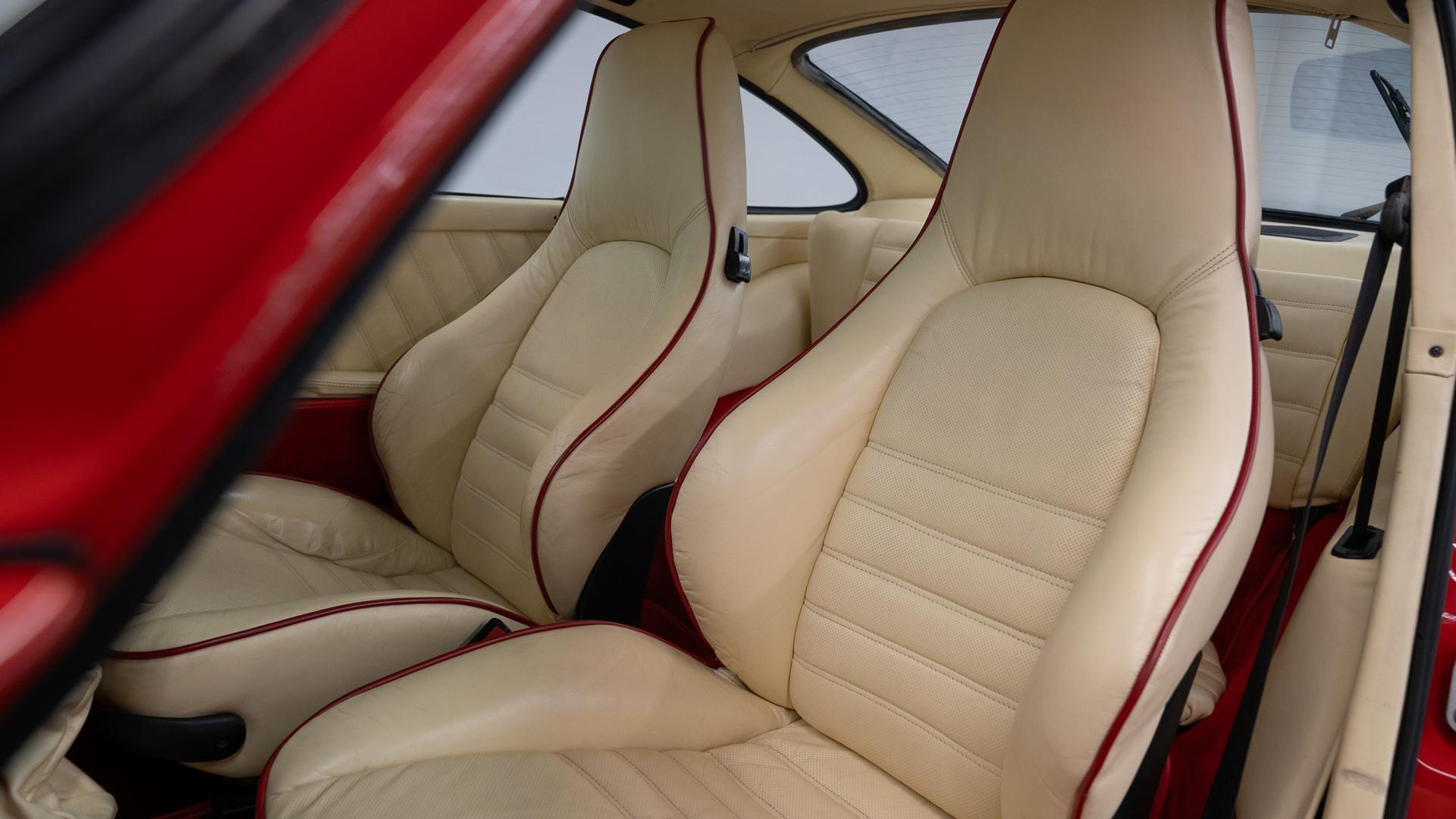 Porsche 911 Photo 863c034b-e3c8-4fce-9547-bd9d5222ac32.jpg