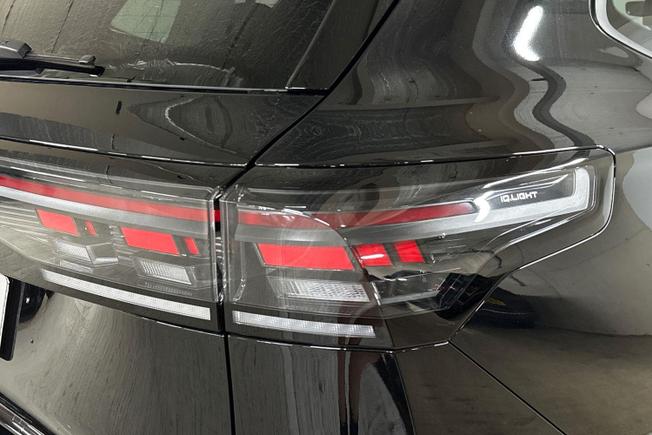 VOLKSWAGEN Tiguan Photo 17