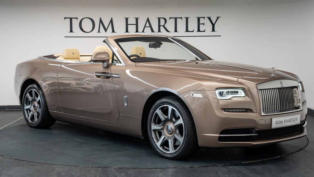 Used 2016 Rolls-Royce Dawn V12 Inca Gold Metallic at Tom Hartley