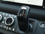 Land Rover Defender 90 Photo 19