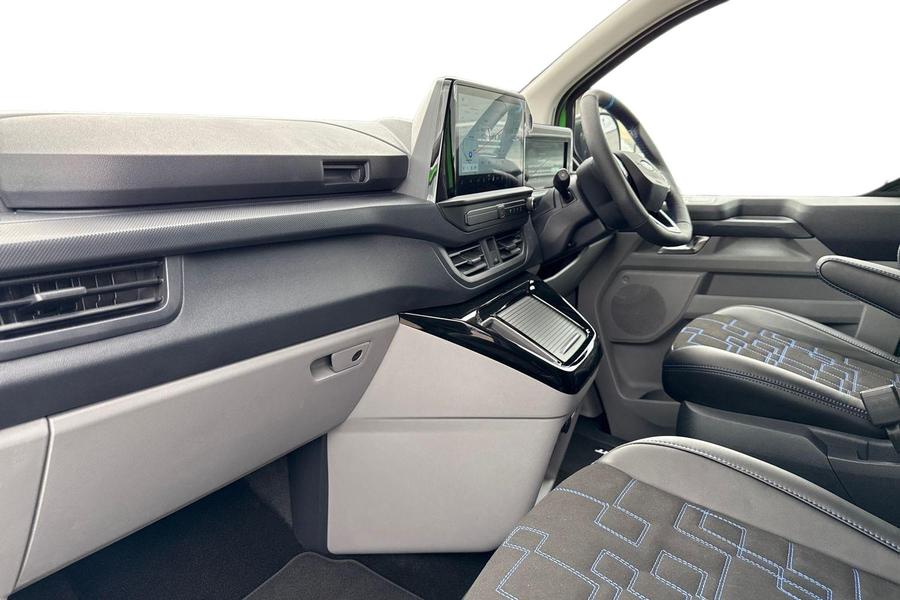 Ford TRANSIT CUSTOM Photo 86843195-8900-4840-a0df-bde70c52057c.jpg