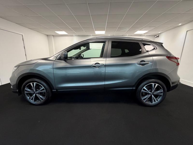 Nissan Qashqai Photo 868701d0-bf1b-4aaf-8a9c-d61e71ee8001.jpg