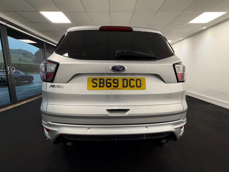 Ford Kuga Photo 86937051-8dfe-41d2-80ac-c6c038e41d1b.jpg