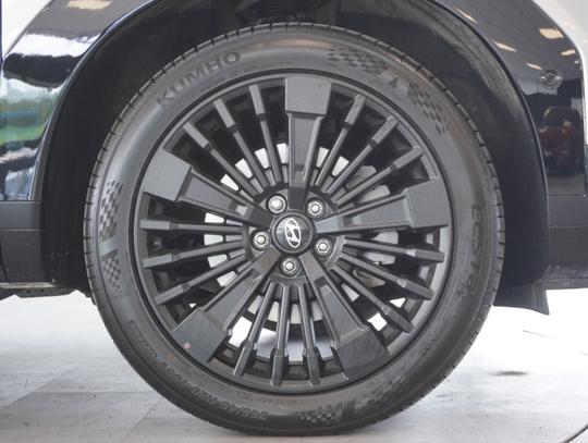 Hyundai Santa Fe Photo 86abd0f3-8177-4aa0-851f-56f719489925.jpg
