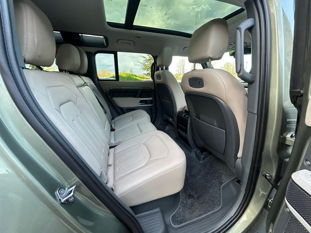 Used Land Rover Defender 110 LB21APX 9