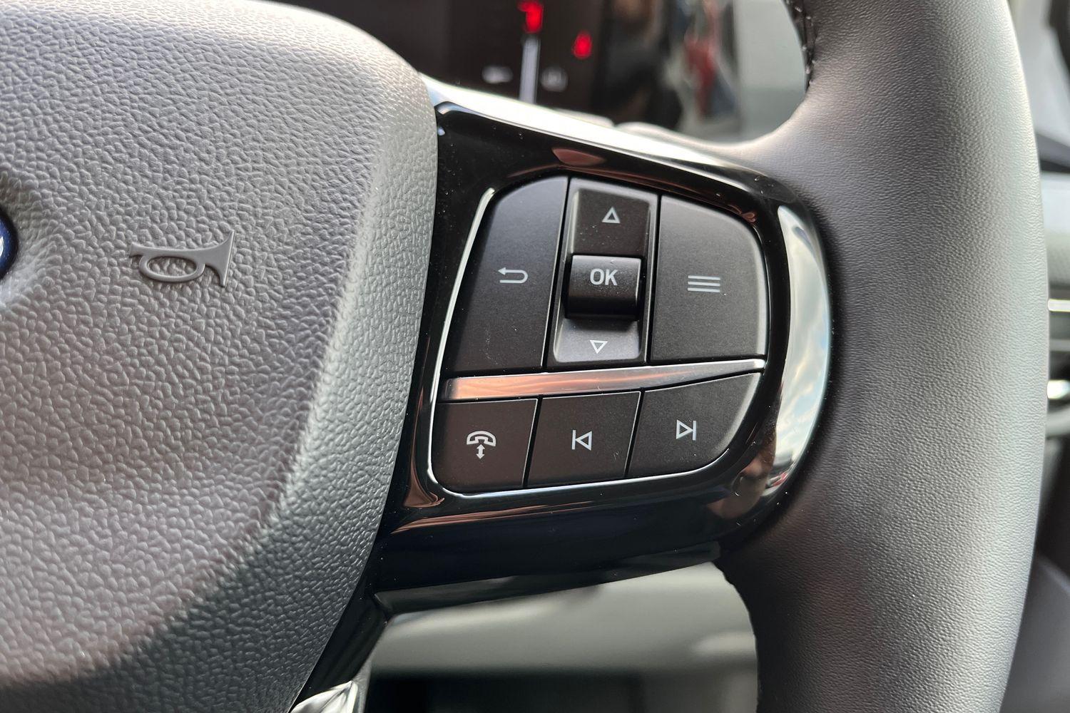 Ford E-TRANSIT CUSTOM Photo 15