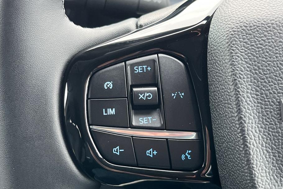 Used Ford TRANSIT CUSTOM L1DCIVPHEV03 28