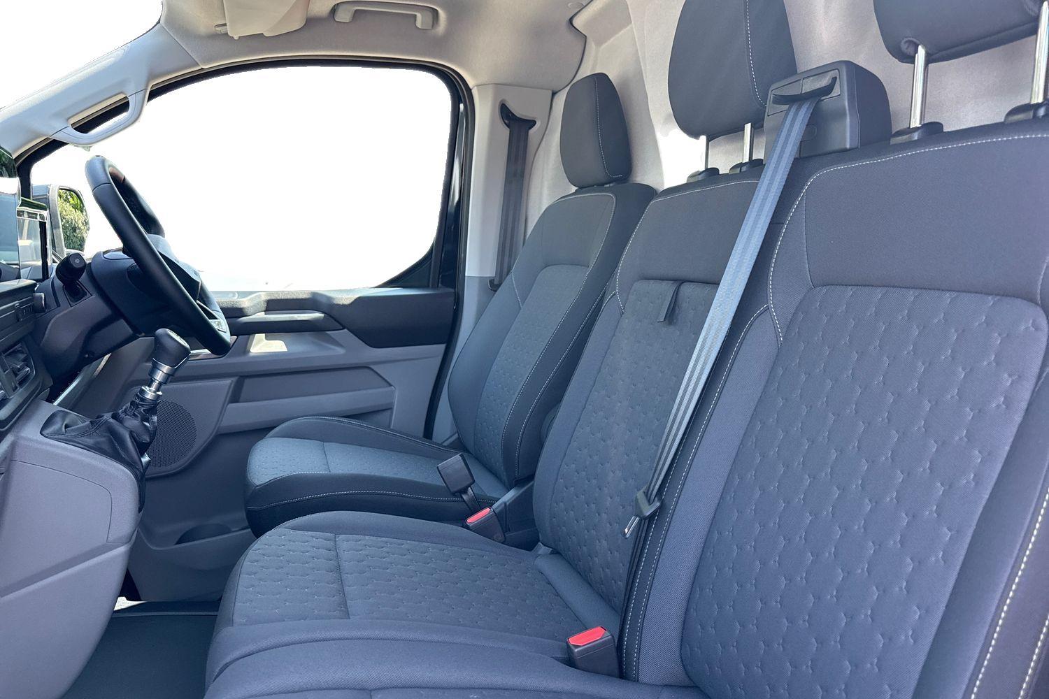 Ford TRANSIT CUSTOM Photo 10