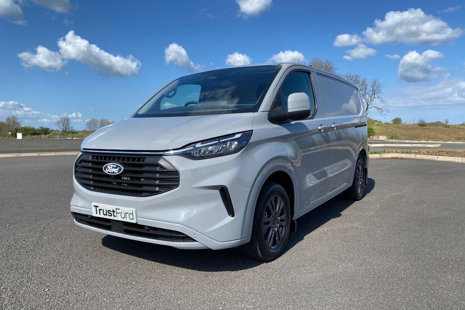 Used Ford TRANSIT CUSTOM NEWCUSTOM13 9