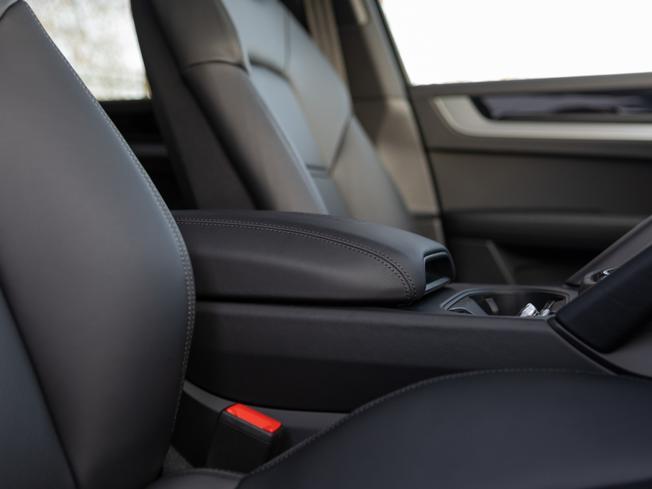 PORSCHE Cayenne Photo 11