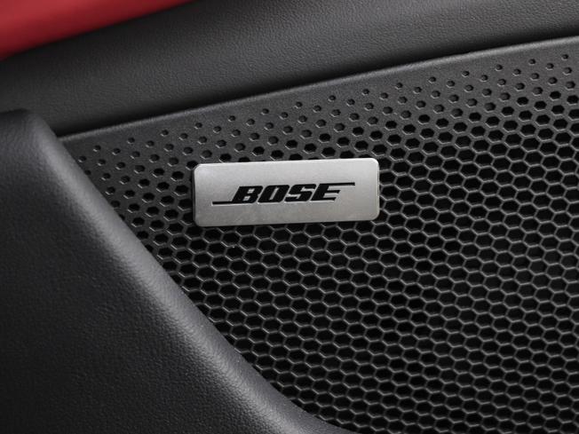 PORSCHE Taycan Photo 24