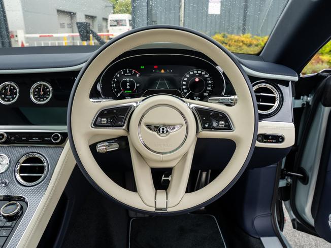 BENTLEY Continental GT  Photo 18