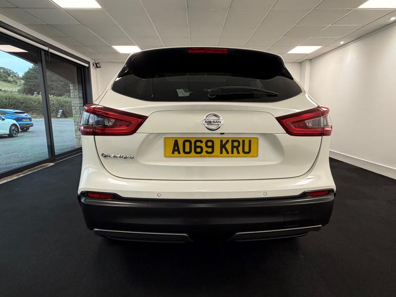 Nissan Qashqai Photo 86cd0b5b-2b35-471d-9f7d-09b69c8c249f.jpg