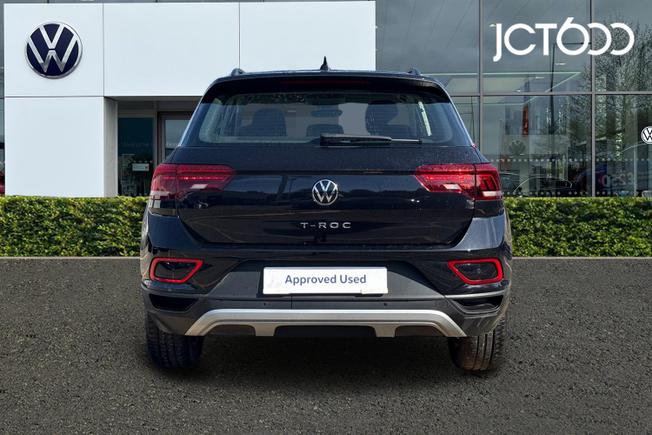 Volkswagen T-Roc Photo 7