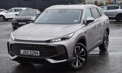 MG MOTOR UK HS Photo 5