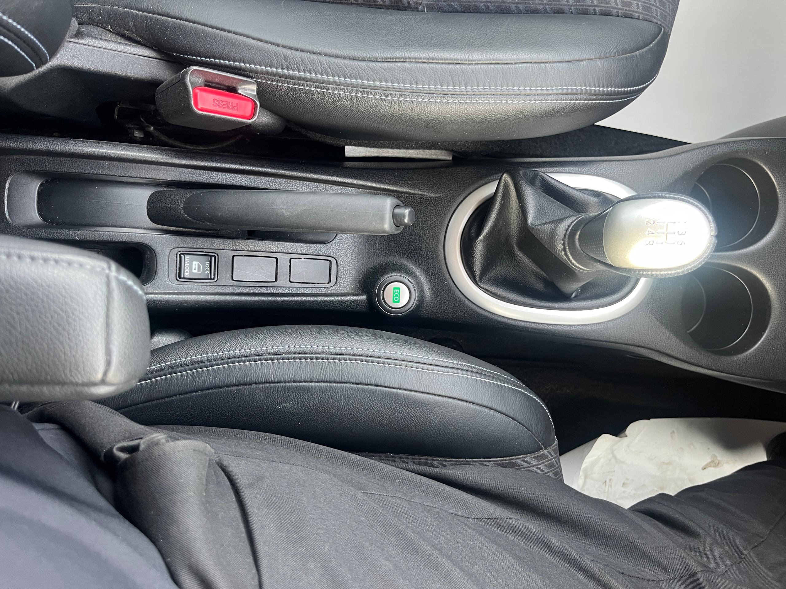 Nissan Note Photo 23