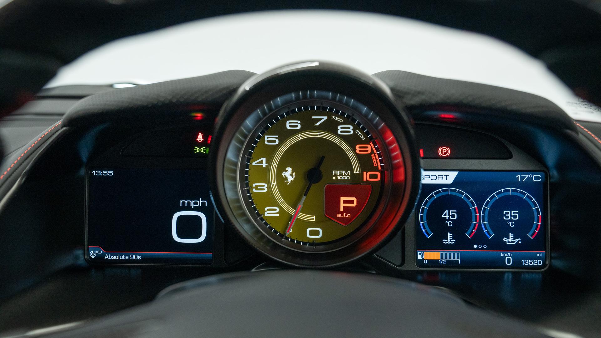 Ferrari 812 Superfast Photo 86e386b1-4876-40e2-a8fe-3392a183e5a7.jpg
