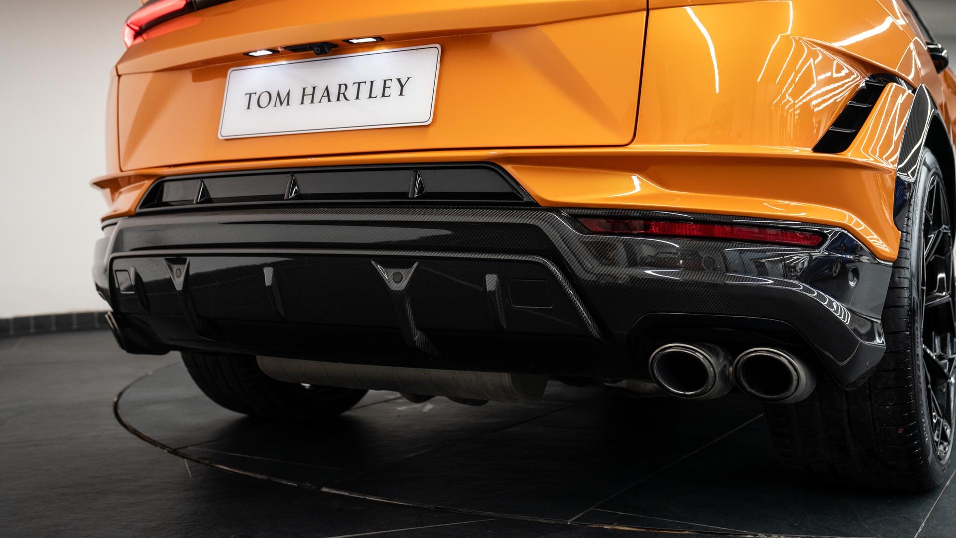 LAMBORGHINI Urus Photo 86f107e8-ef22-489d-892f-0b59c3c3f642.jpg