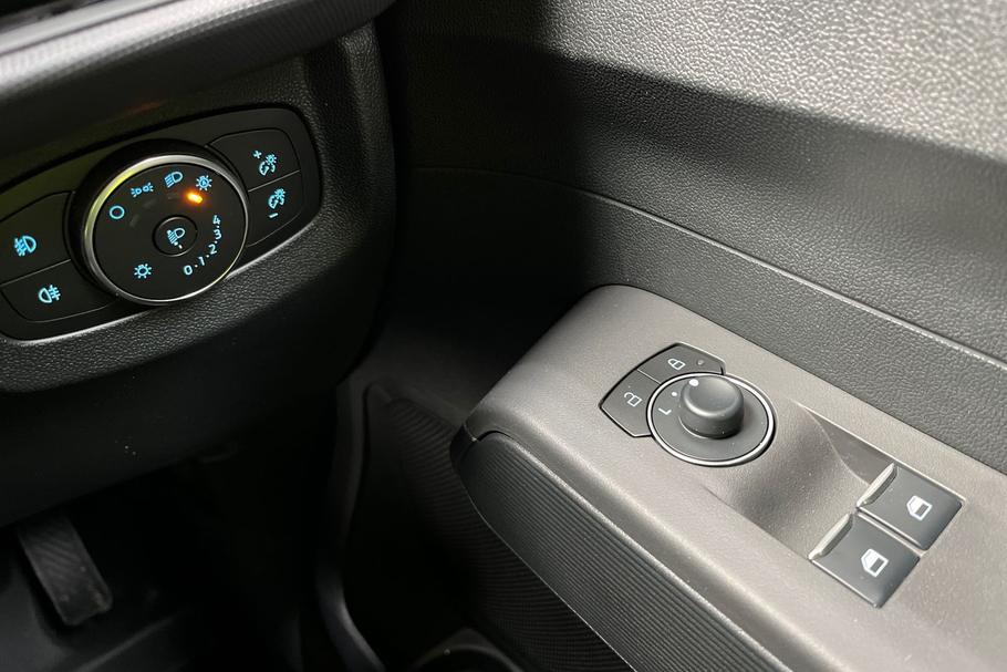 Used Ford E-TRANSIT COURIER ECOURIER01 18