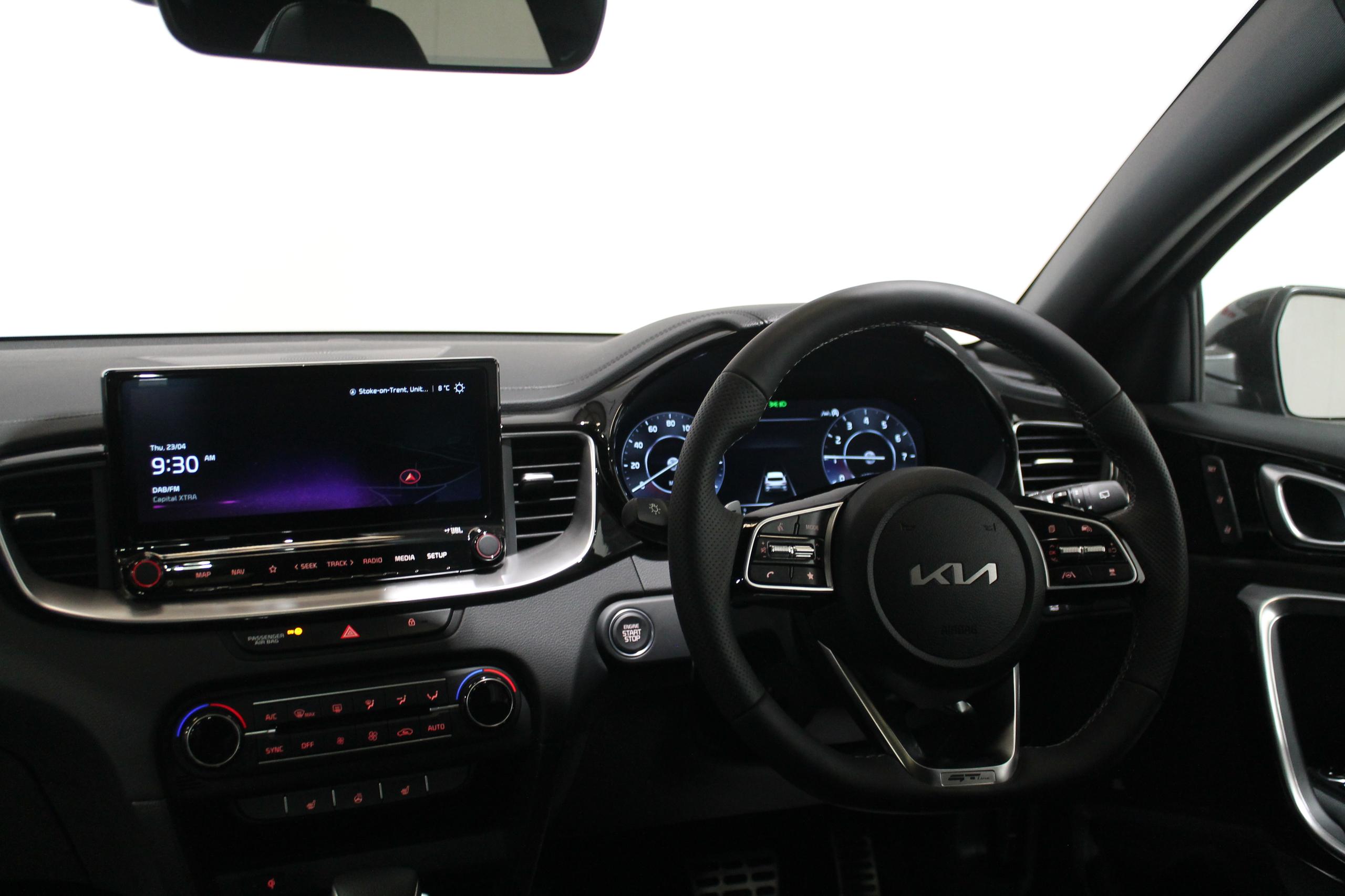 Kia XCeed Photo 8