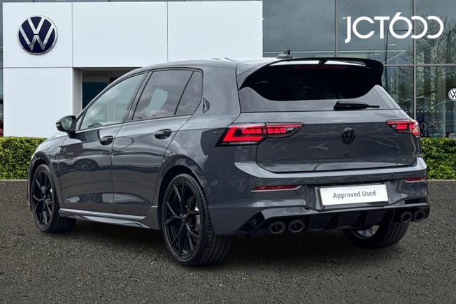 VOLKSWAGEN Golf Photo 3
