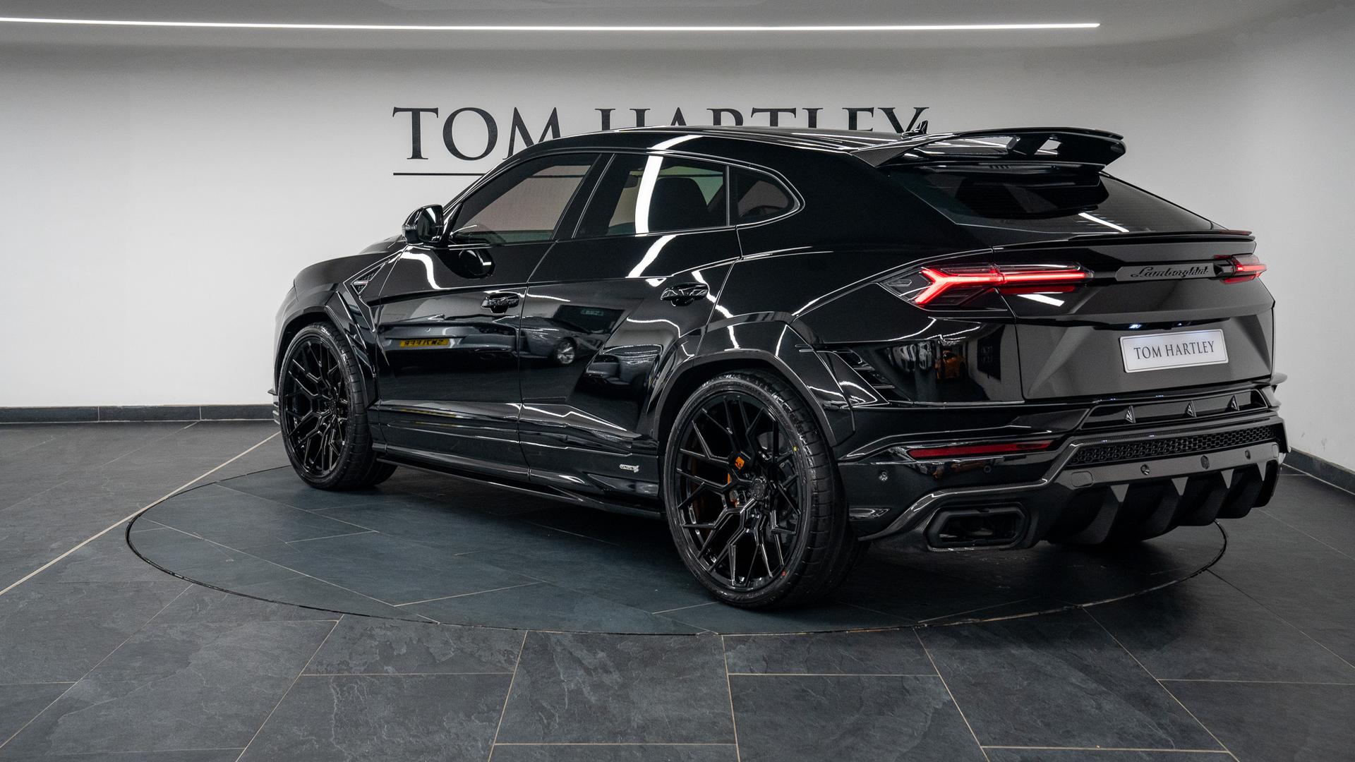 LAMBORGHINI Urus Photo 87258fc5-45d0-4328-b853-b7a89ca8a643.jpg