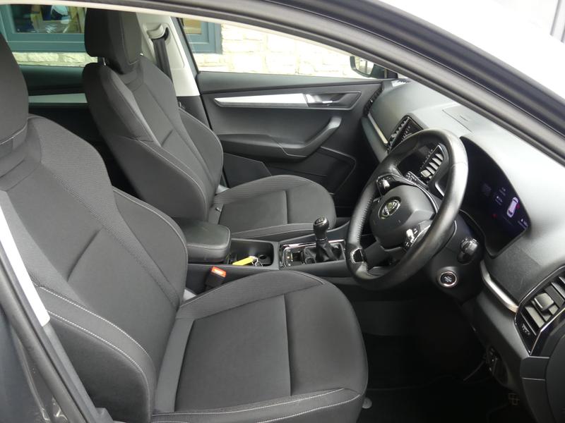Skoda Karoq Photo 87336ae4-1aa0-424a-8a99-b582cf92b070.jpg