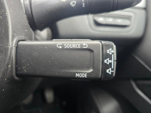 Renault Captur Photo 87354f31-4e9f-4ea0-aaf1-24d720cad4d3.jpg